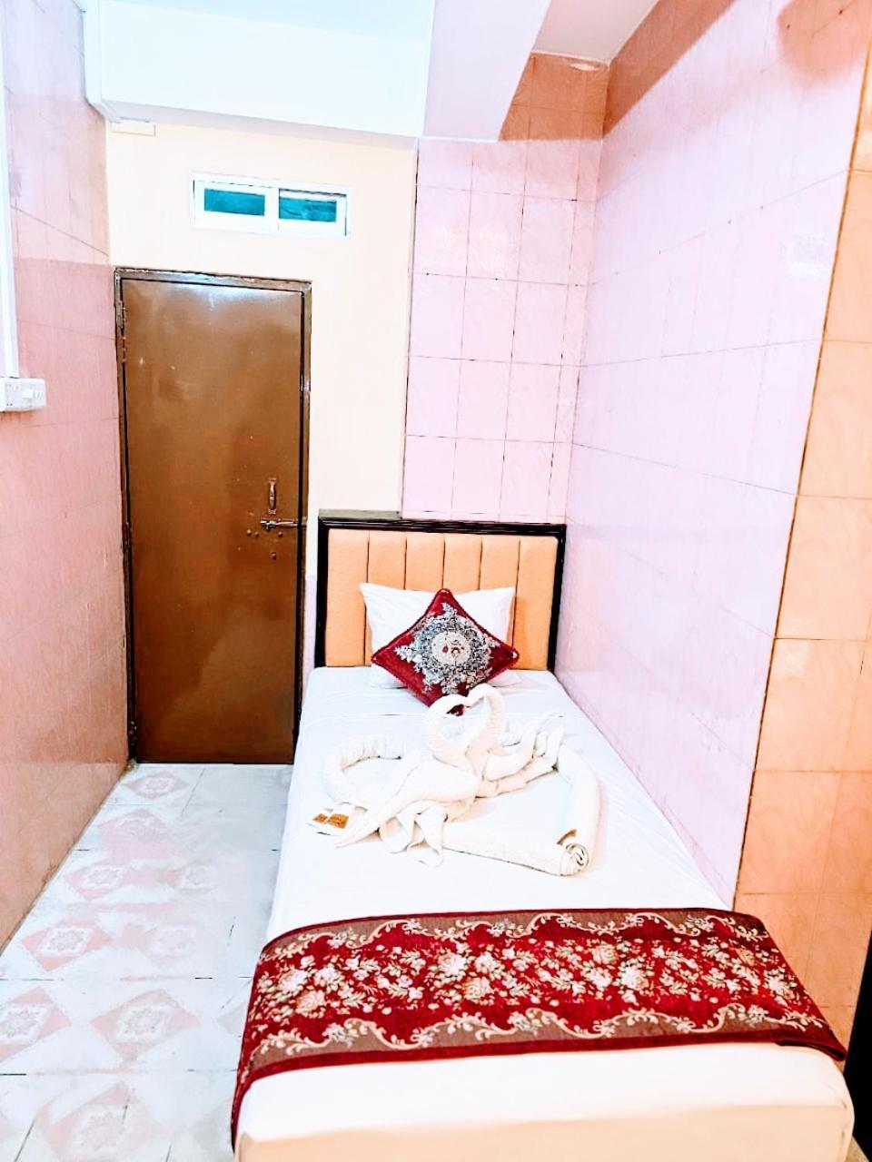 Hotel Grand Rahmania, Central Motijheel-Дака Екстериор снимка